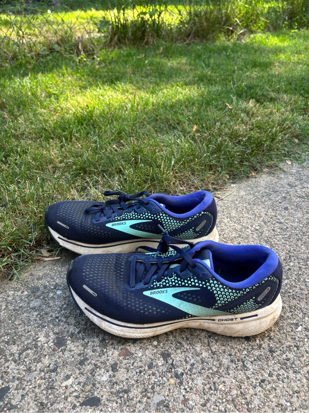 Brooks Ghost Running Shoes - Navy with  Teal Accents